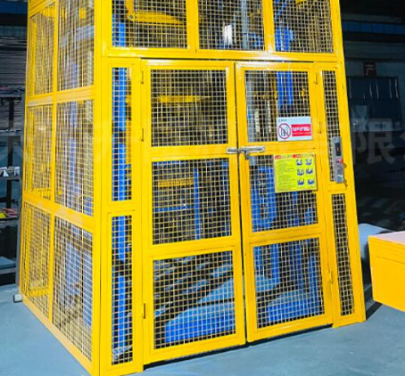 沿河货梯可以安装在室外吗